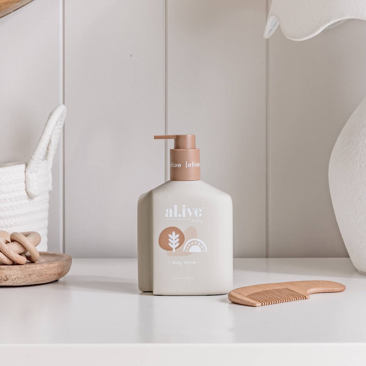 BABY BODY LOTION - CALMING OATMEAL