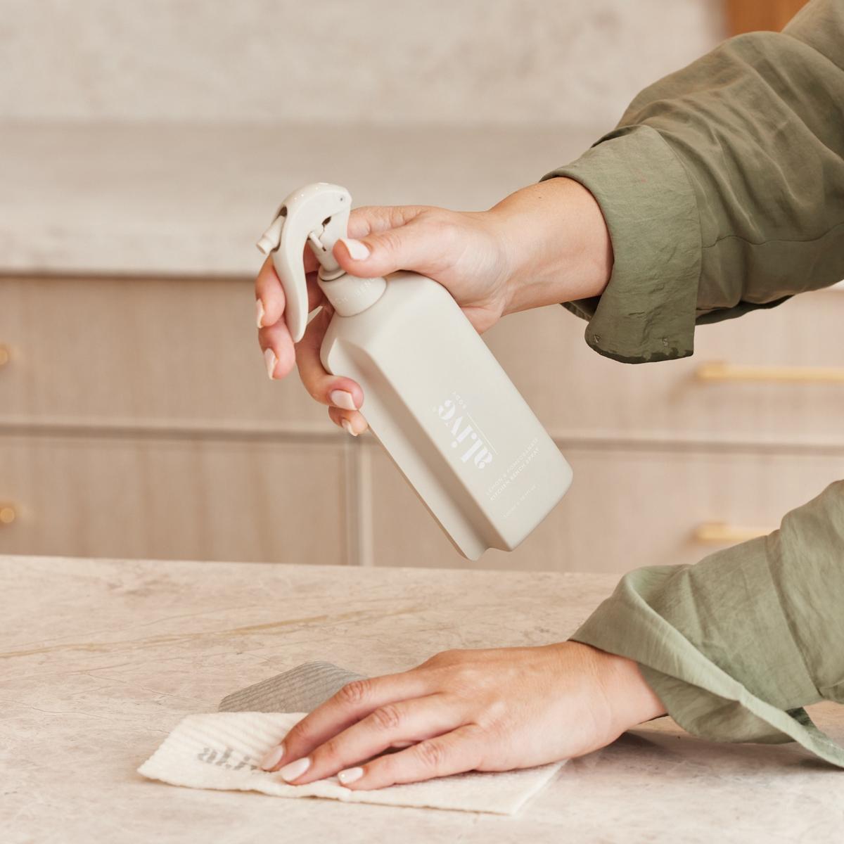 KITCHEN BENCH SPRAY - LEMON & POMEGRANATE