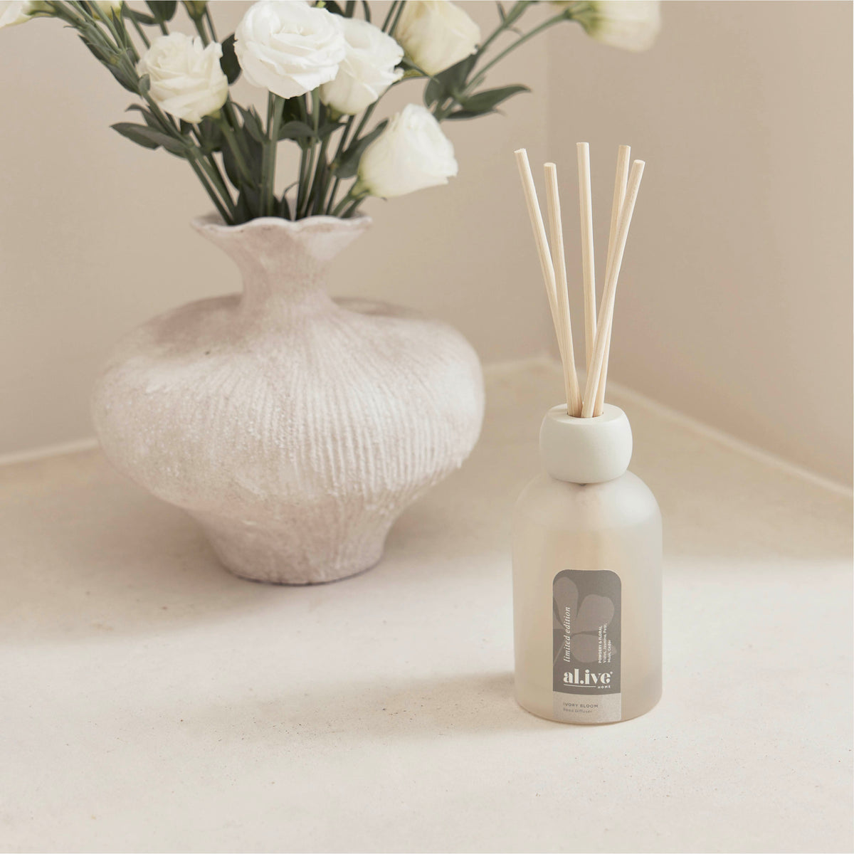 REED DIFFUSER - IVORY BLOOM