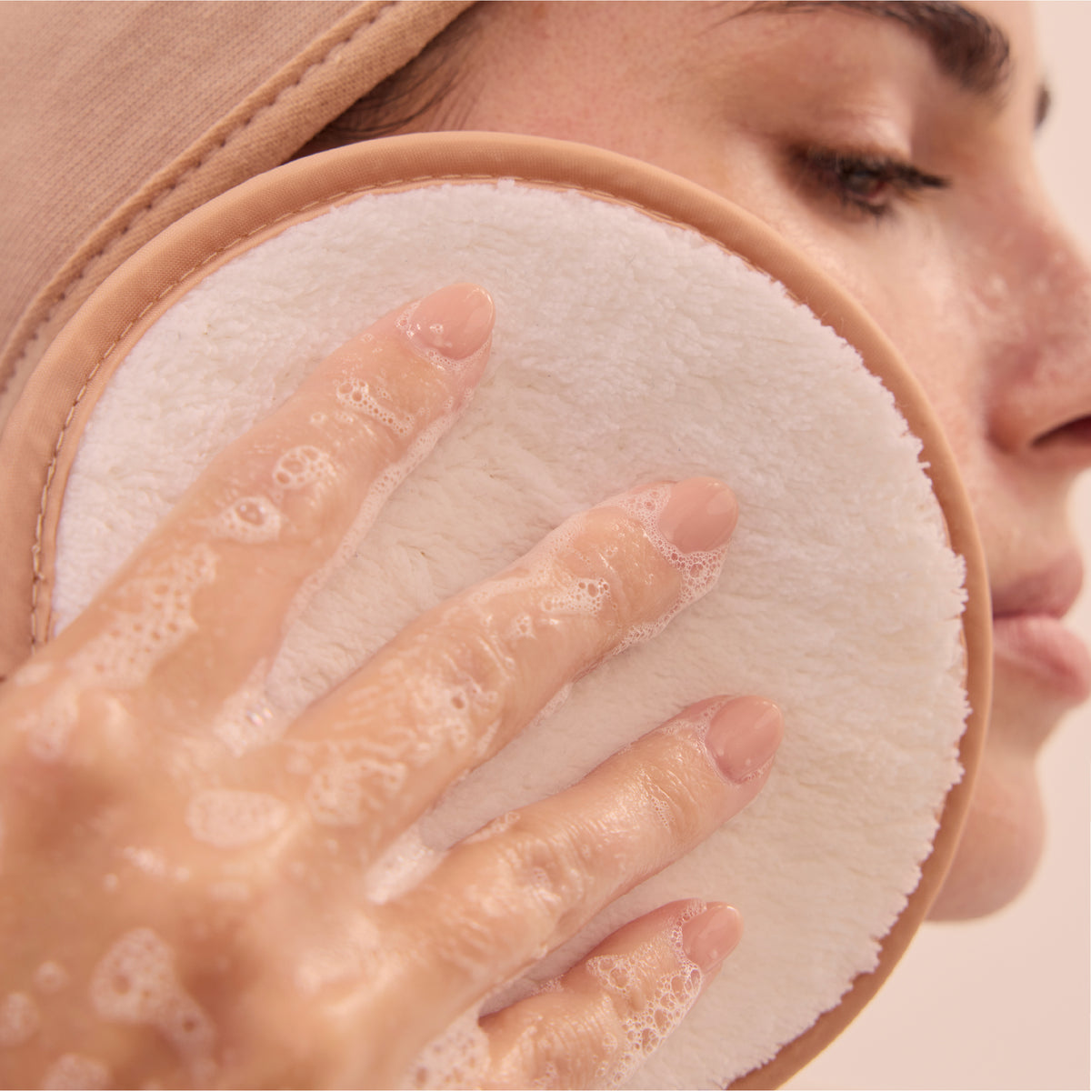 WIPE THE DAY AWAY - REUSABLE CLEANSING PADS