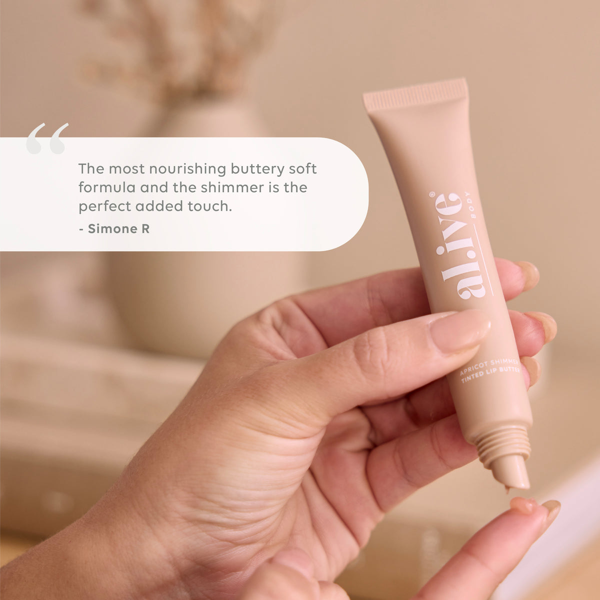 TINTED LIP BUTTER - APRICOT SHIMMER