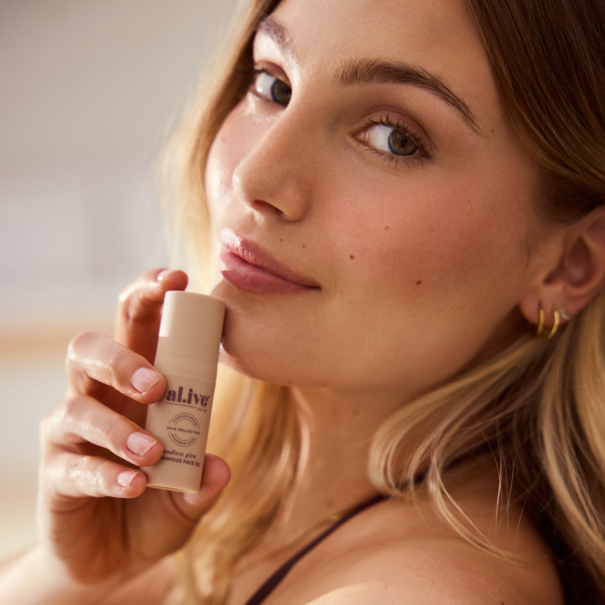 ENDLESS GLOW - LUMINOUS FACE OIL 10ML