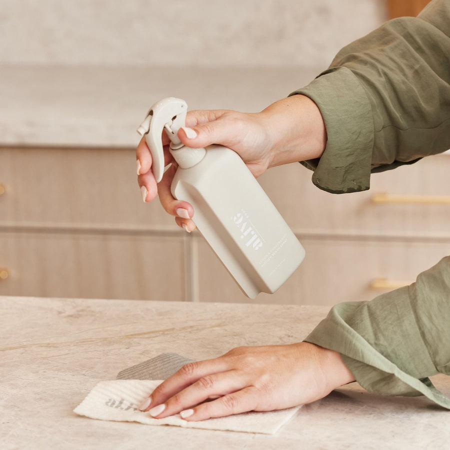 KITCHEN BENCH SPRAY - LEMON & POMEGRANATE