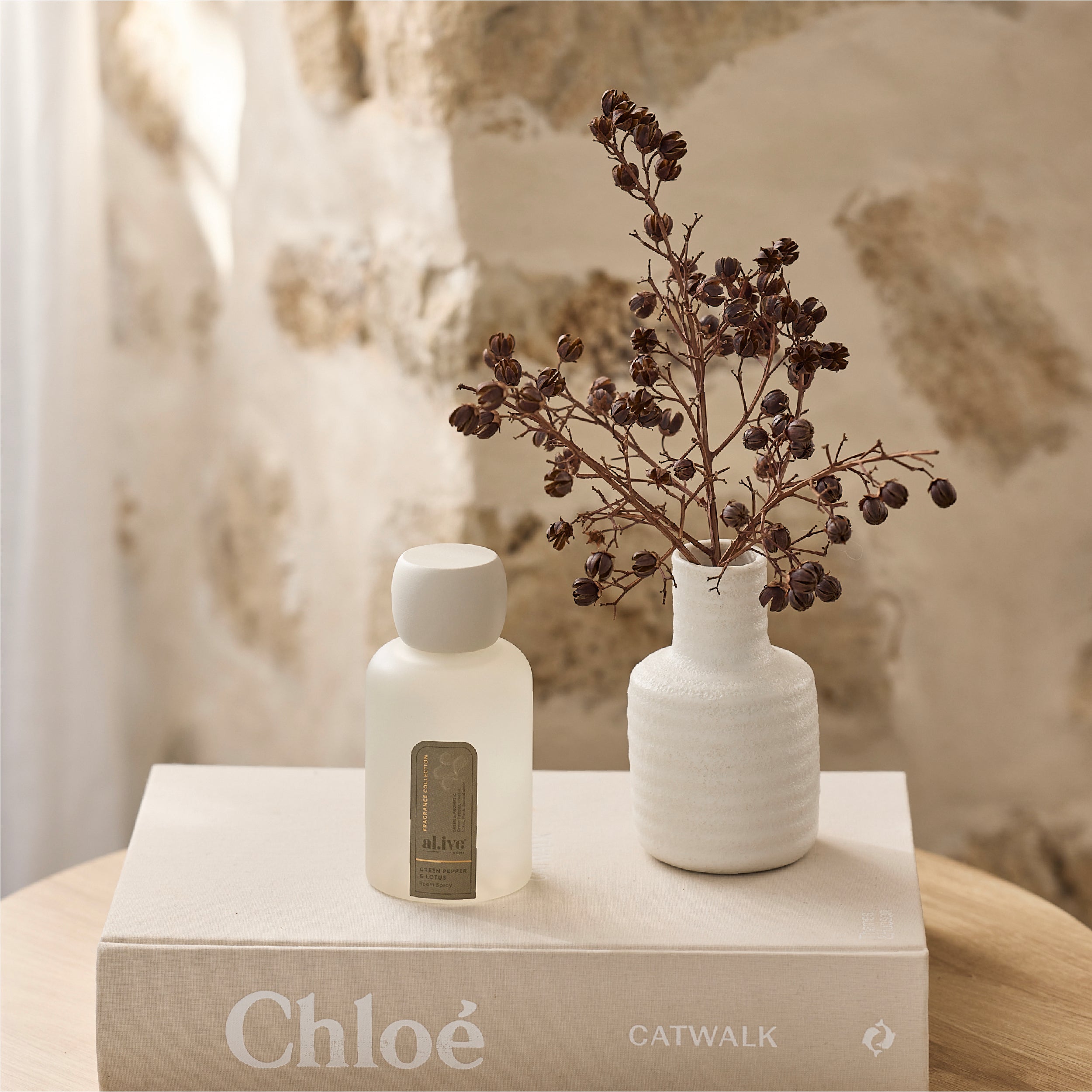 Fragrance_Styled-Imagery_Room-Spray_16.jpg