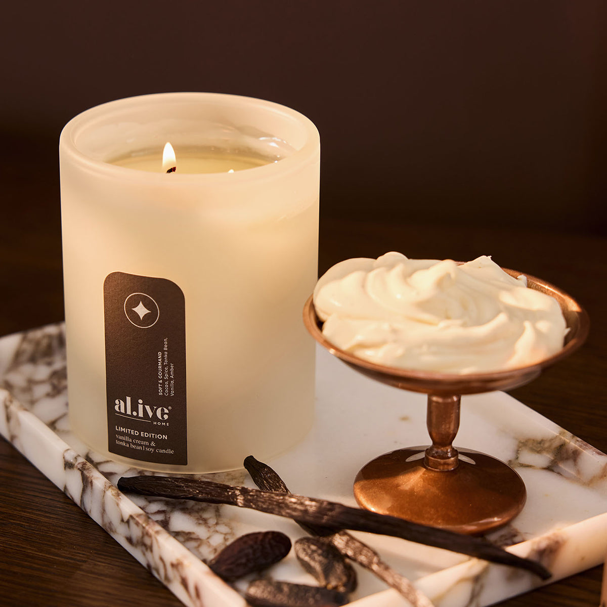 Soy Candle - Vanilla Cream & Tonka Bean