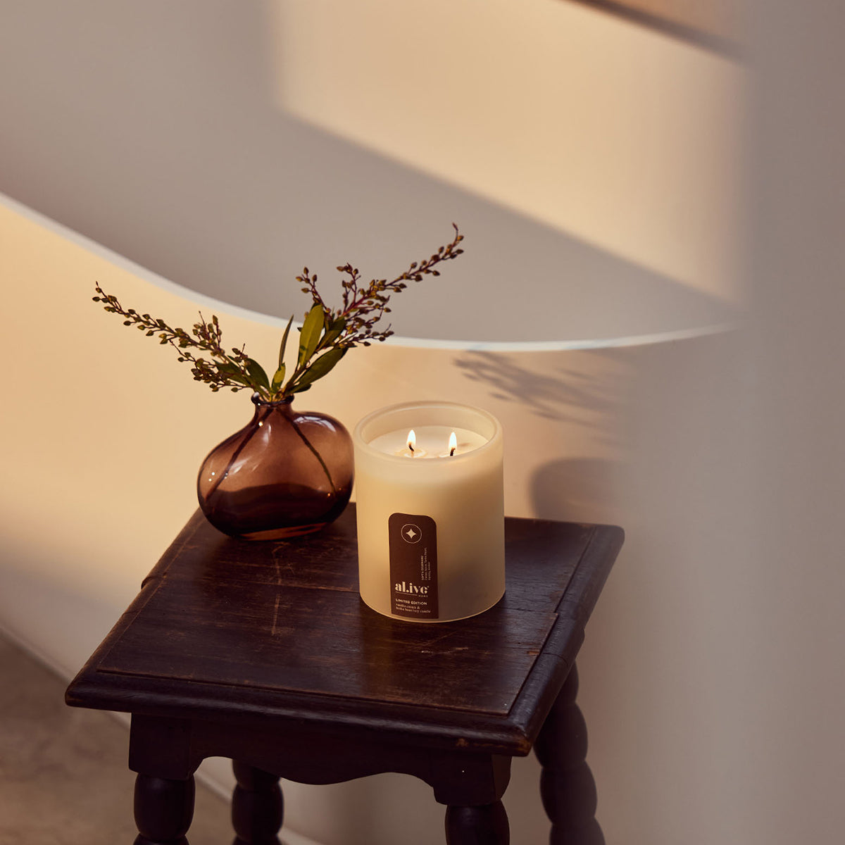 Soy Candle - Vanilla Cream & Tonka Bean