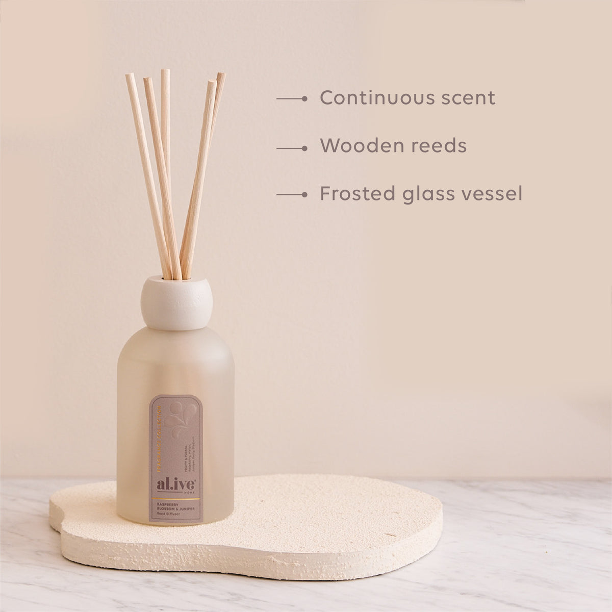REED DIFFUSER  - RASPBERRY BLOSSOM & JUNIPER