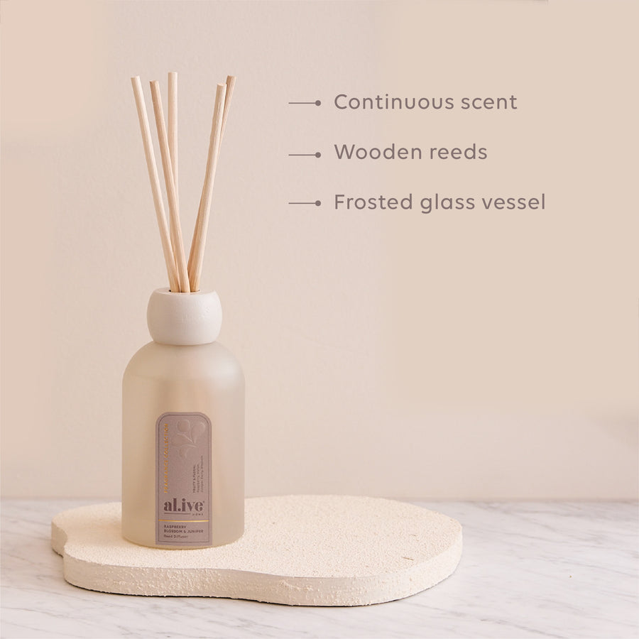 REED DIFFUSER  - RASPBERRY BLOSSOM & JUNIPER