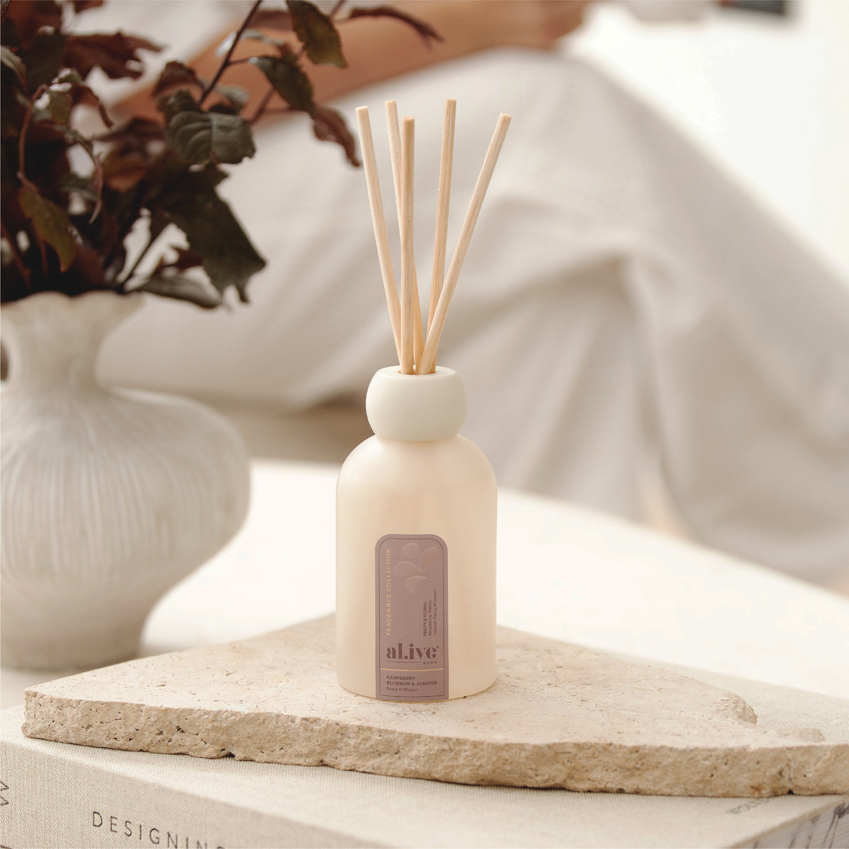 REED DIFFUSER  - RASPBERRY BLOSSOM & JUNIPER