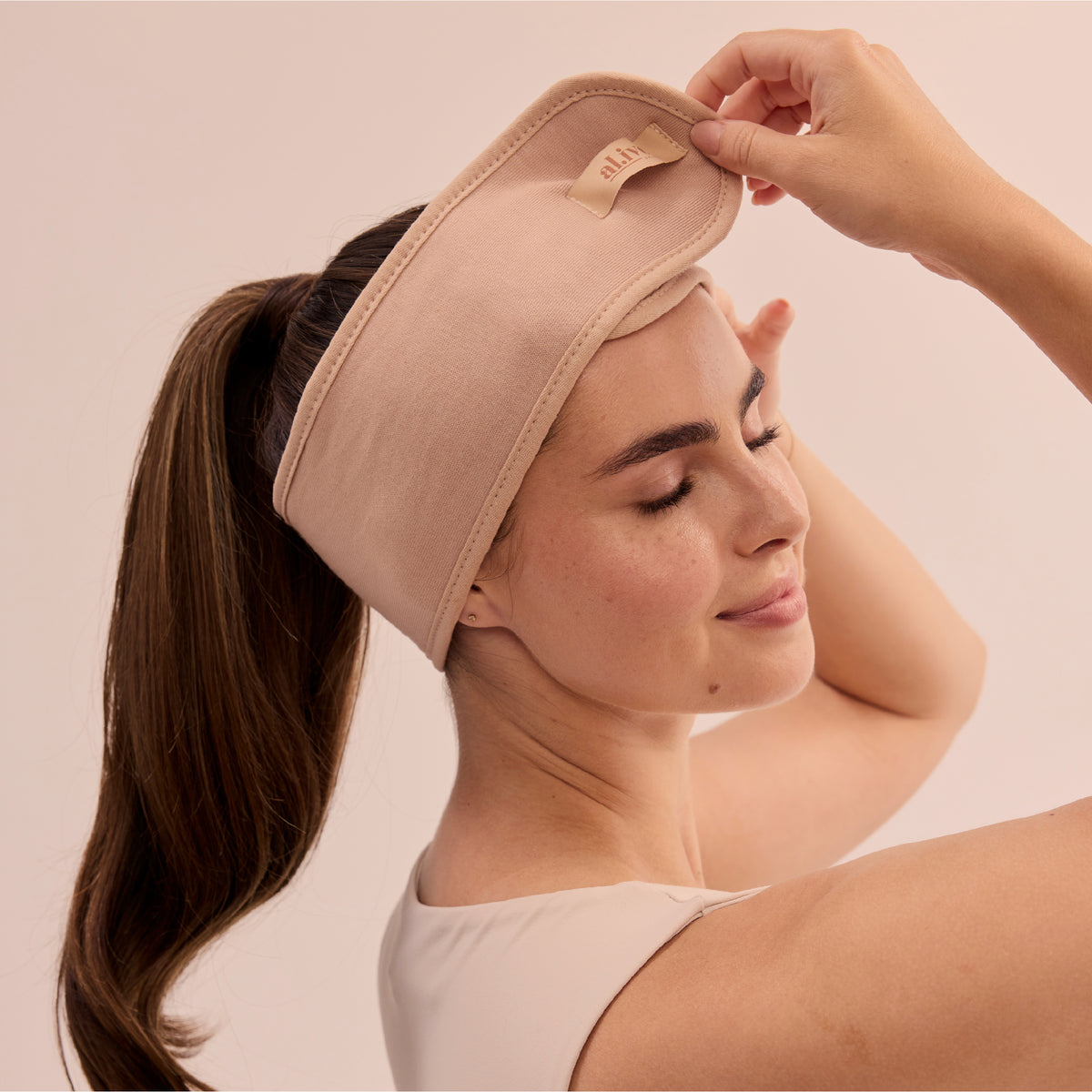SWEPT AWAY - BEAUTY HEADBAND