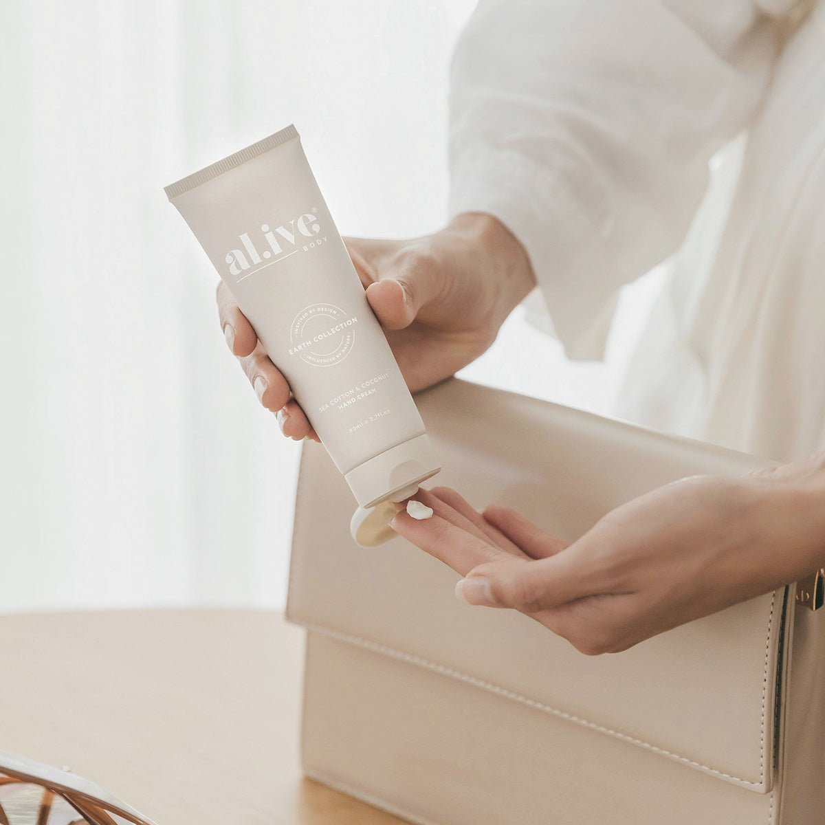 HAND CREAM - SEA COTTON &amp; COCONUT - al.ive body