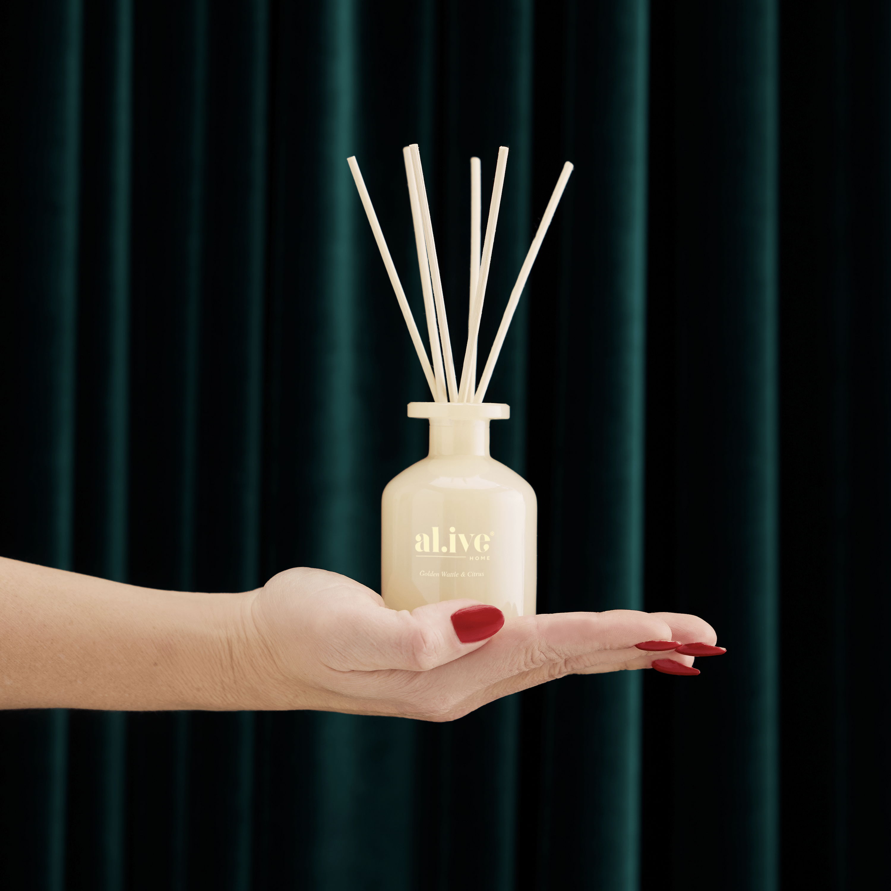 MINI REED DIFFUSER - GOLDEN WATTLE & CITRUS - al.ive body