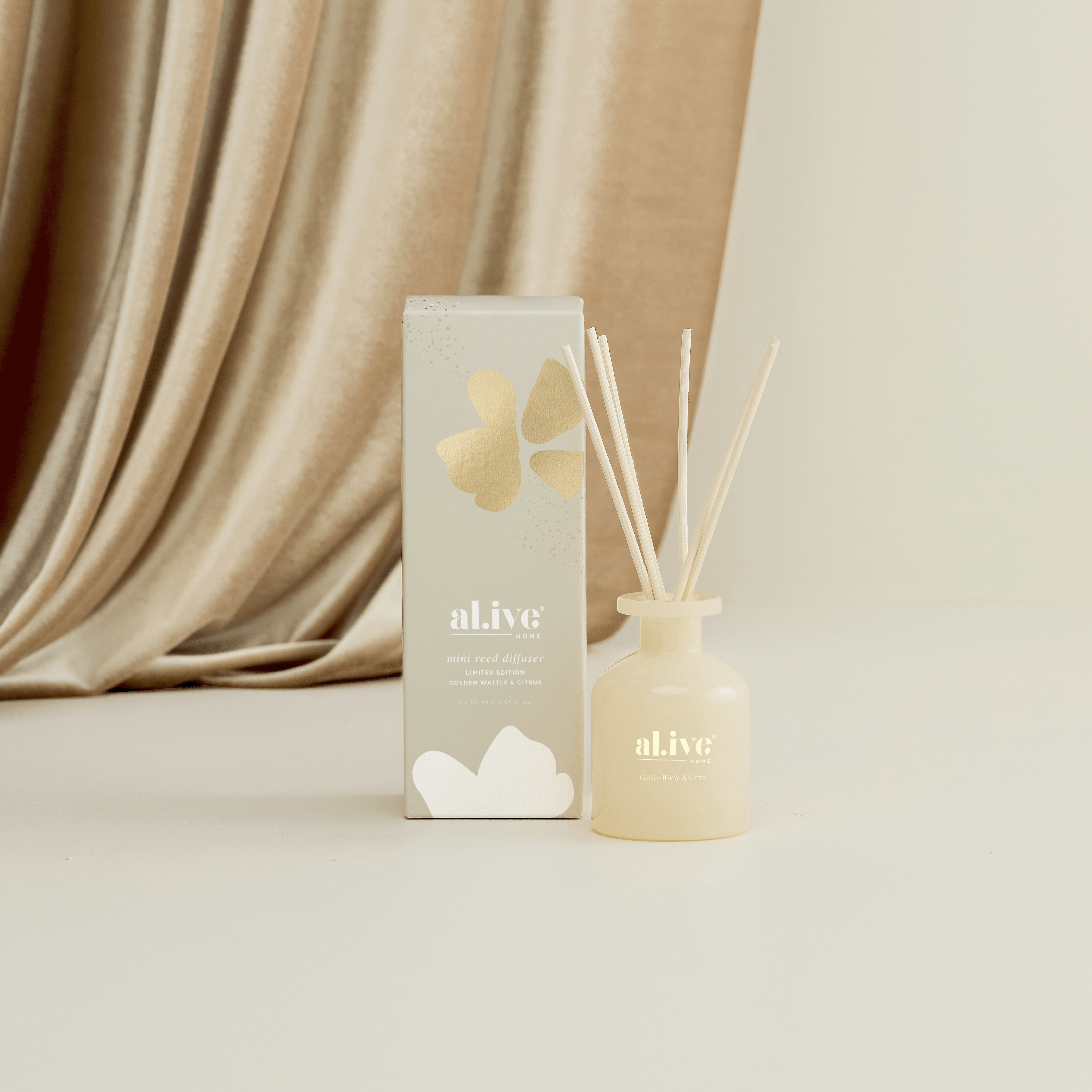 MINI REED DIFFUSER - GOLDEN WATTLE & CITRUS - al.ive body